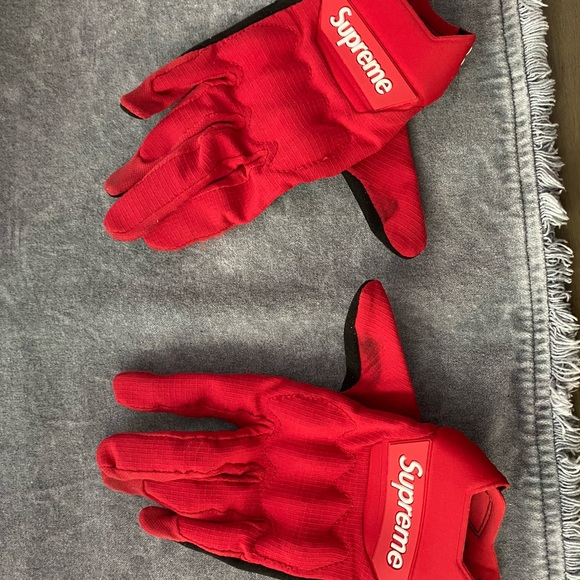 supreme motorcycle gloves